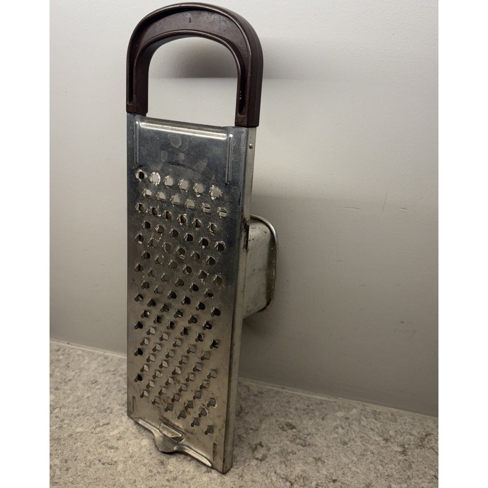 Vintage Spice Spaetzle? Grater Farm Decor